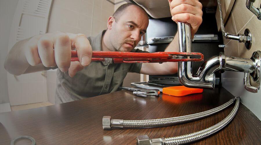 Expert burst pipe repair services in Neotsu, OR